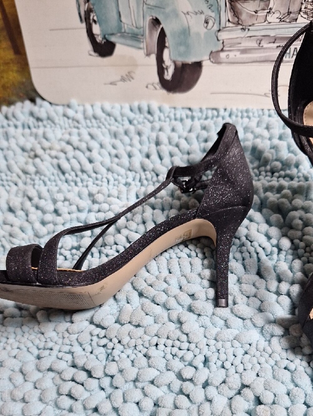 Gianni Bini Black Glitter Strappy T‑Strap Heels - Picture 2 of 8